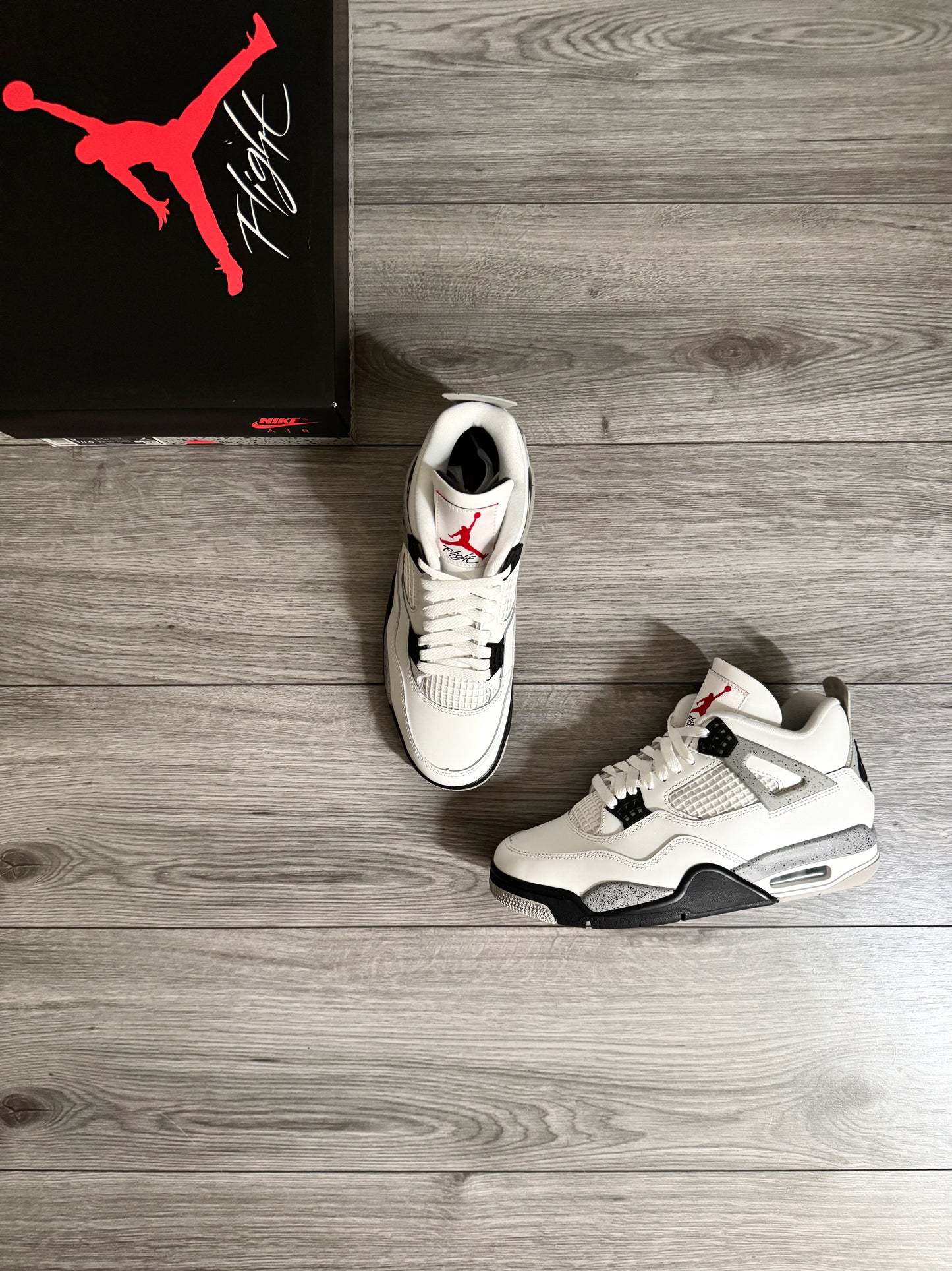 JORDAN 4 WHITE CEMENT