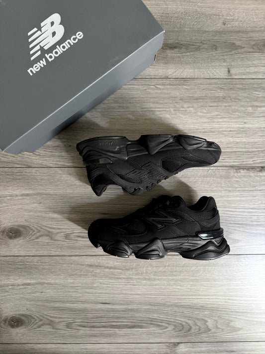 NEW BALANCE 9060 BLACK CAT